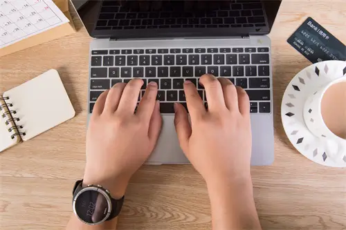 用电脑做监控需要什么