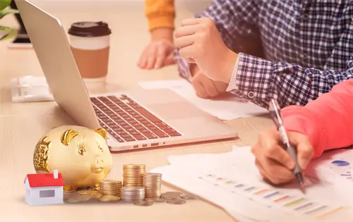 电脑没安什么c盘却满了